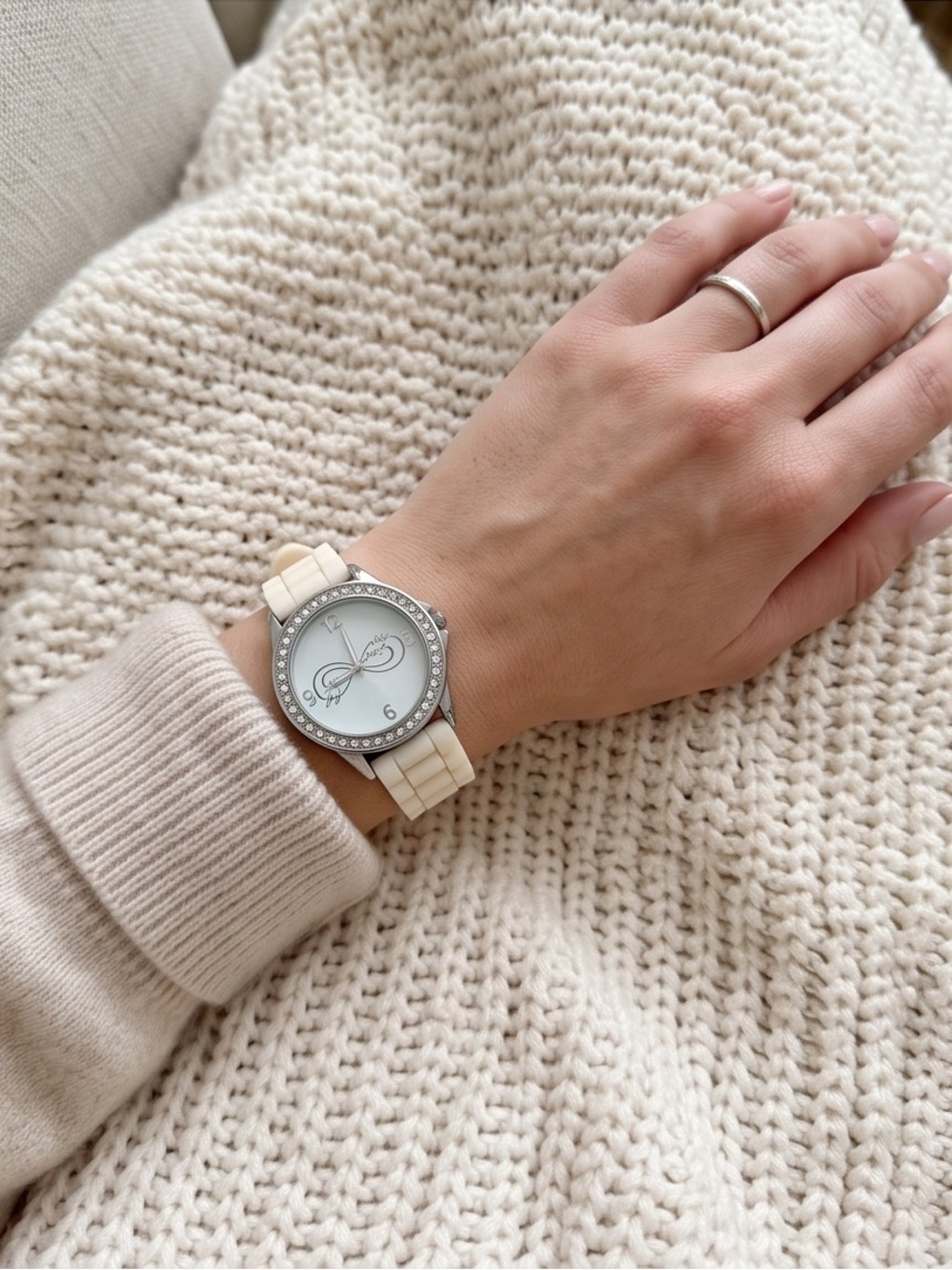 “New Watch With “Love, Joy, Life, Hope” In Script - Cream Silicone Band